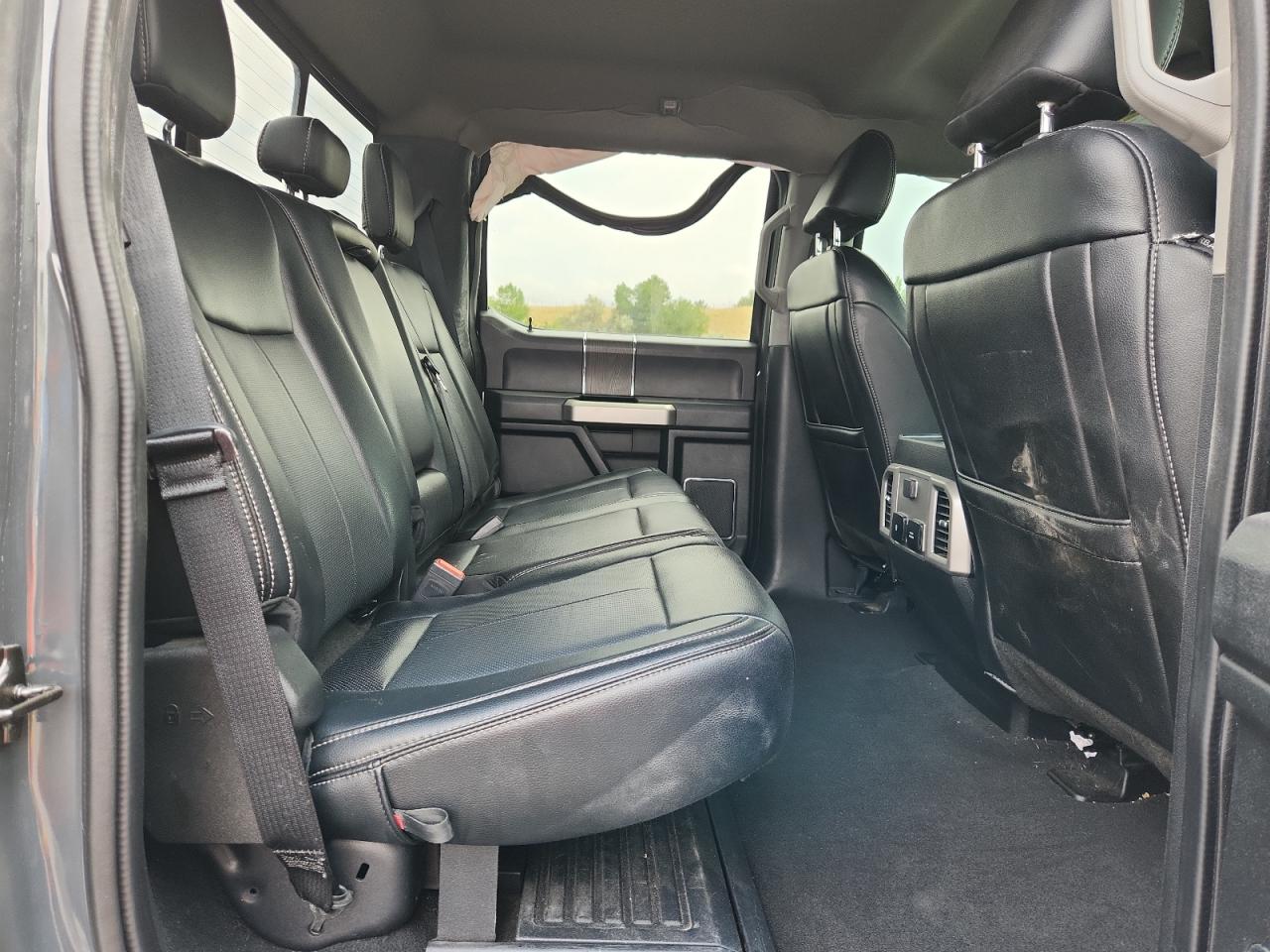 Ford F-350 Super Duty Image 10