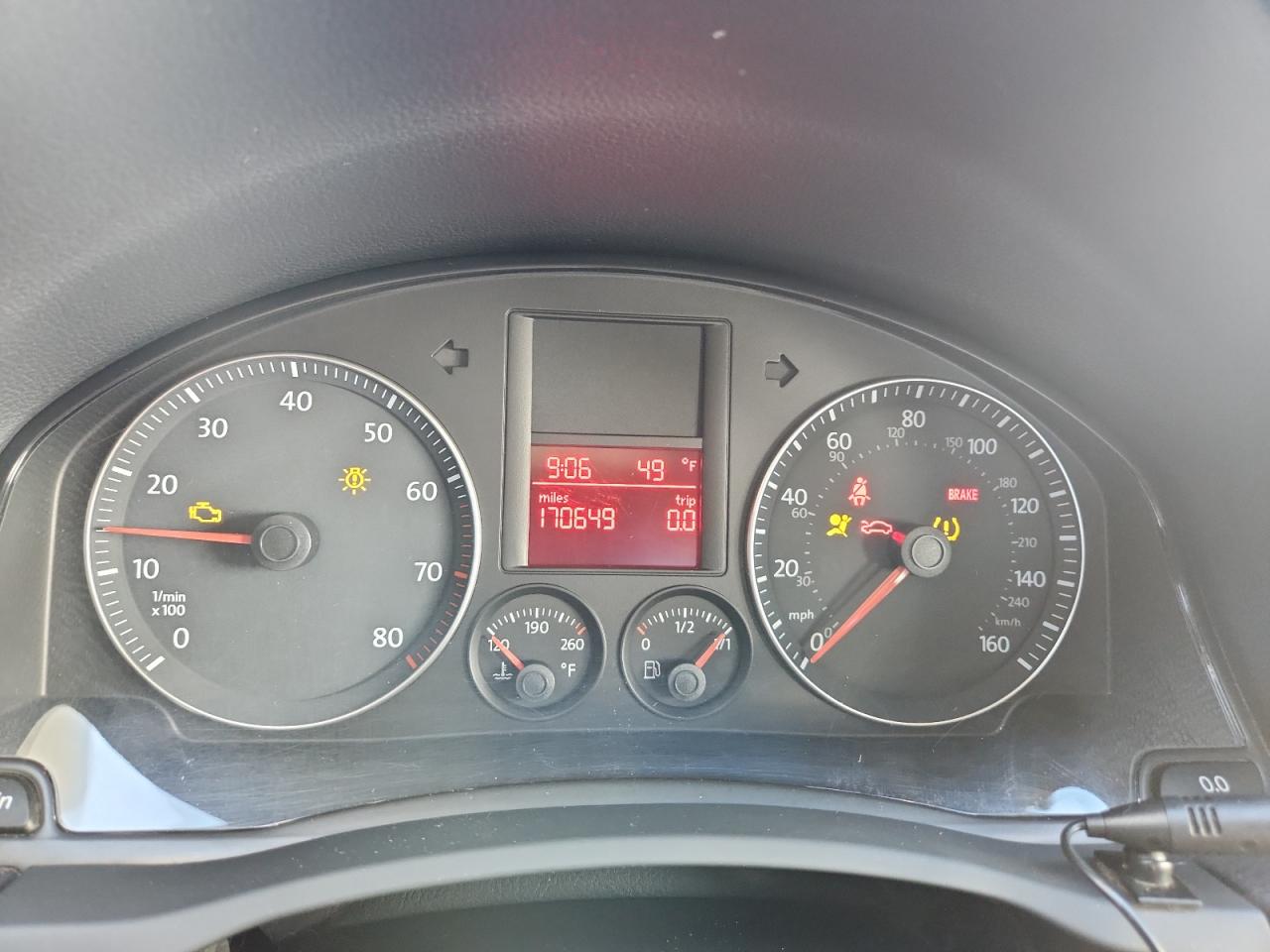 Volkswagen Jetta S Image 5