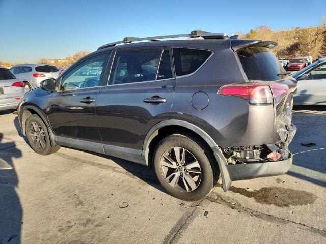 Toyota RAV4 Xle Image 3