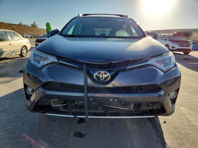 Toyota RAV4 Xle Image 2