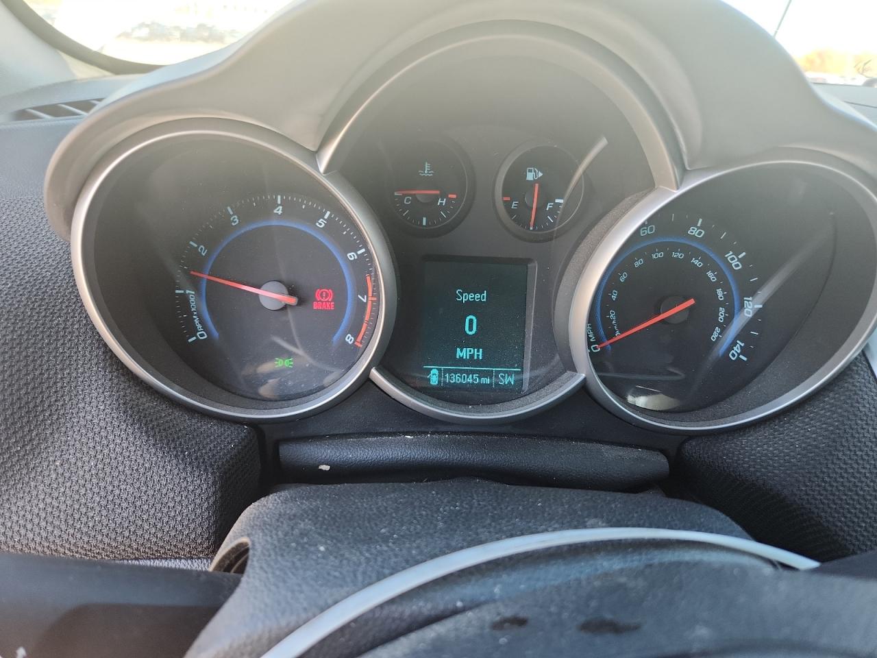 Chevrolet Cruze Eco Image 9