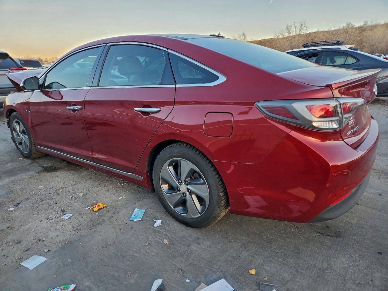 Hyundai SONATA Hybrid Image 5