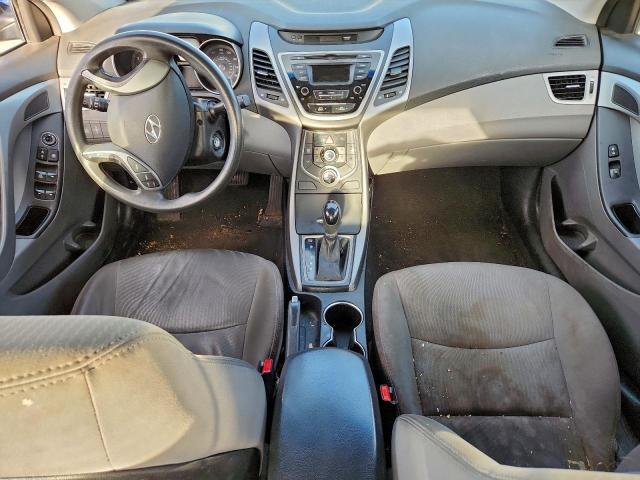 Hyundai ELANTRA Se Image 8