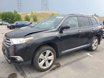  Salvage Toyota Highlander