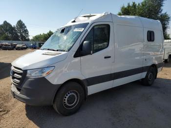  Salvage Mercedes-Benz Sprinter