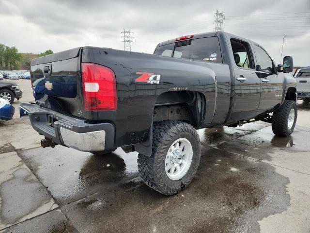 Chevrolet Silverado K2500 Heavy Duty Image 2