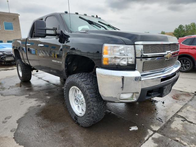 Chevrolet Silverado K2500 Heavy Duty Image 11