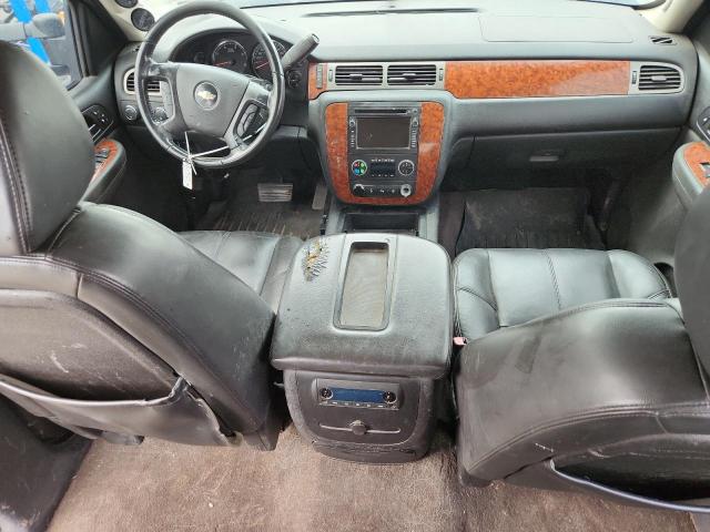 Chevrolet Silverado K2500 Heavy Duty Image 10