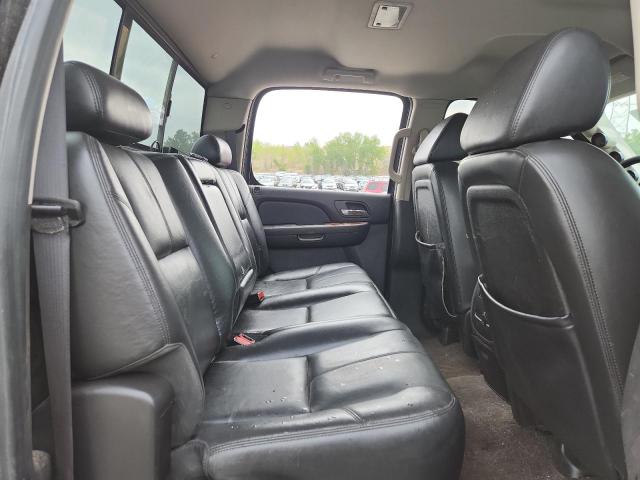 Chevrolet Silverado K2500 Heavy Duty Image 6