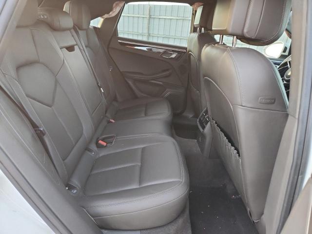 Porsche Macan Image 6