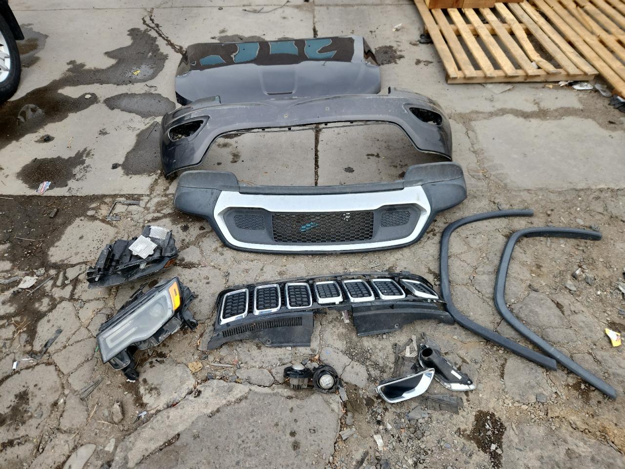 Jeep Grand Cherokee Limited Image 12