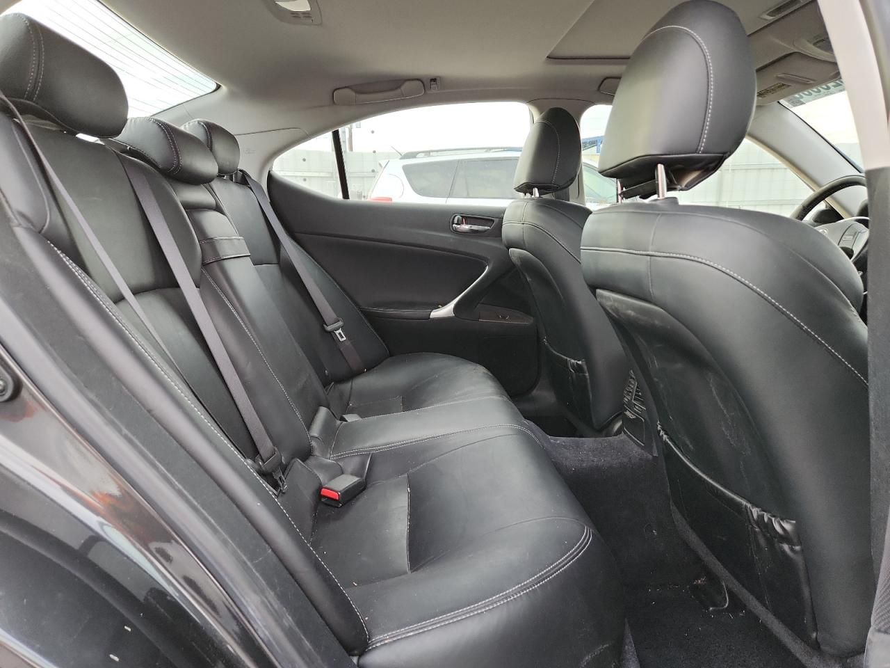 Lexus Is 250 Image 6