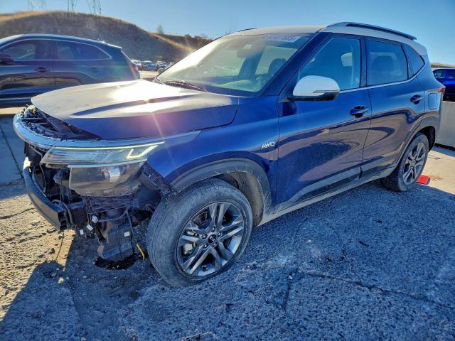  Salvage Kia Seltos