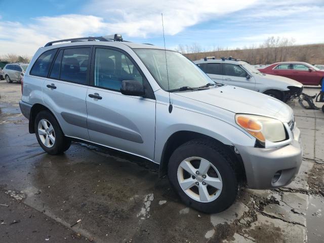 Toyota RAV4 Image 2
