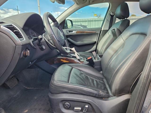 Audi Q5 Premium Plus Image 13