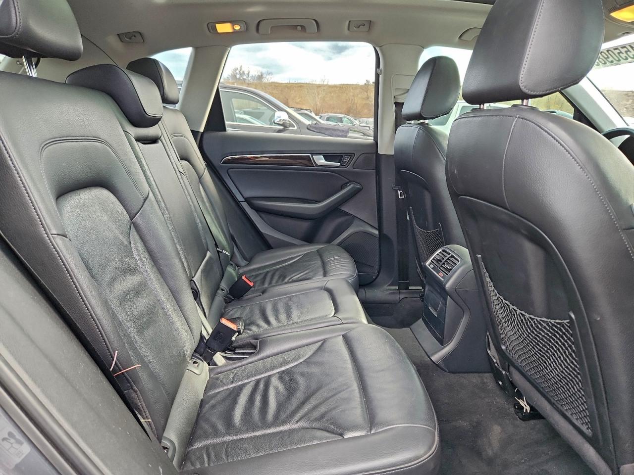 Audi Q5 Premium Plus Image 14