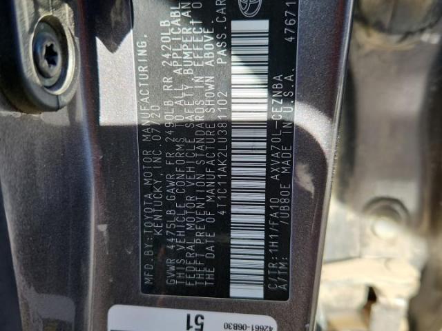 Toyota Camry Le Image 10