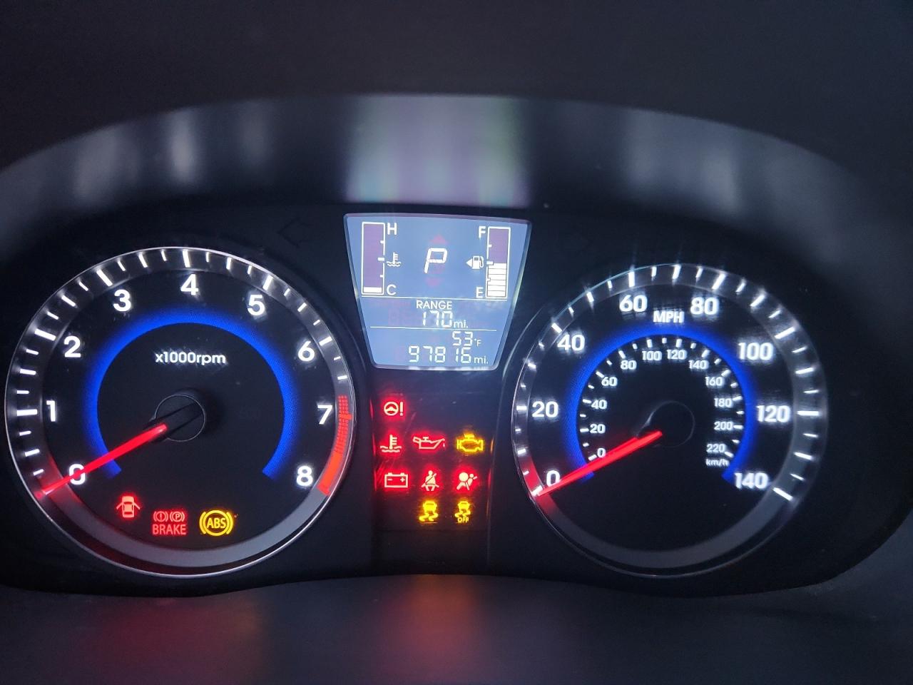 Hyundai ACCENT Gls Image 5