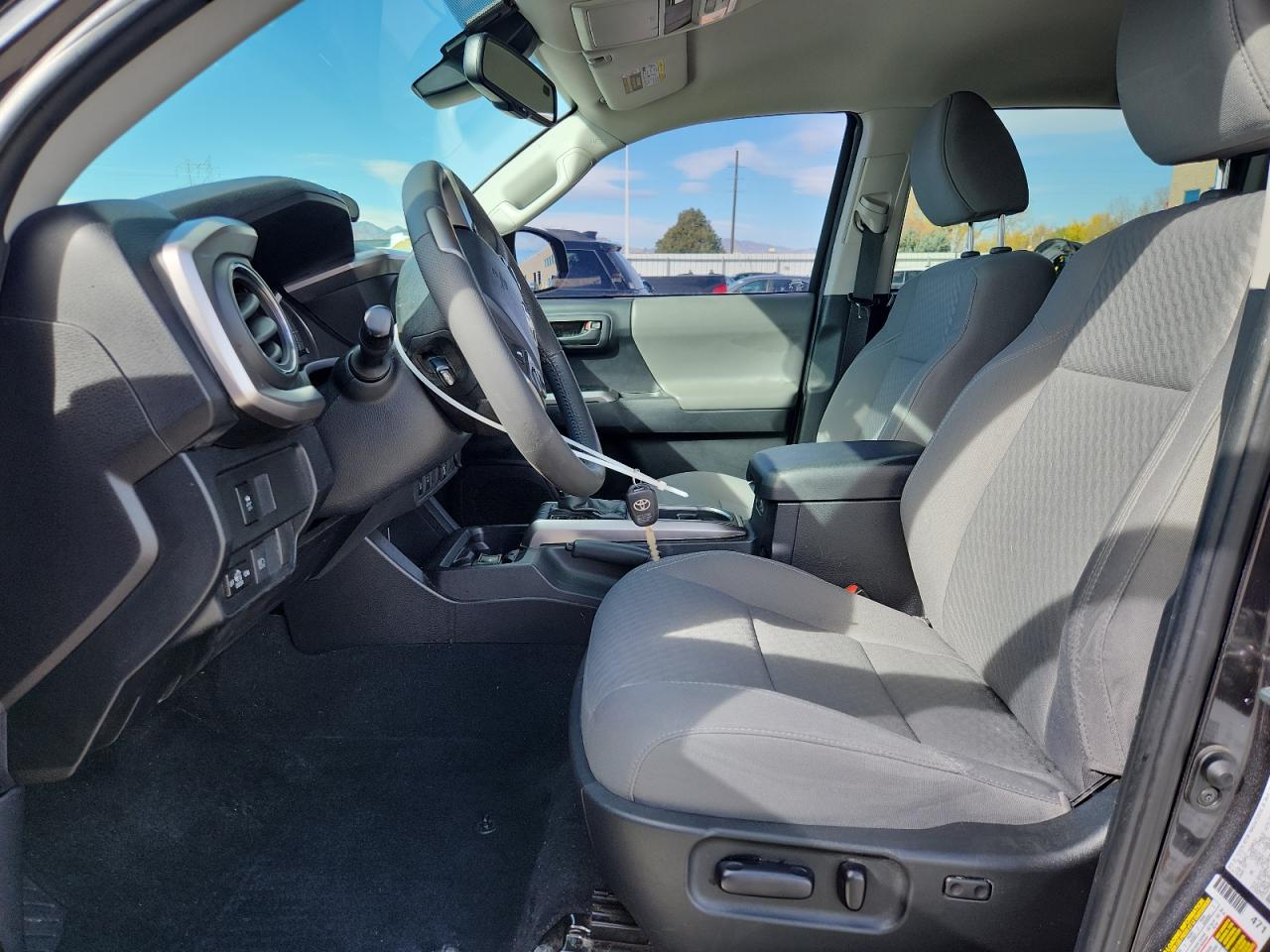 Toyota Tacoma Double Cab Image 6