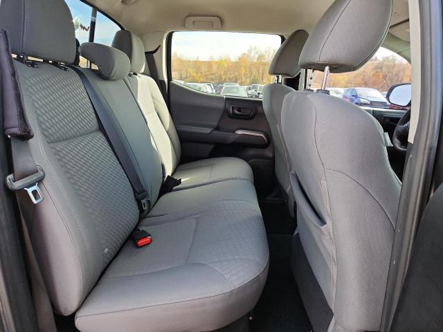 Toyota Tacoma Double Cab Image 10