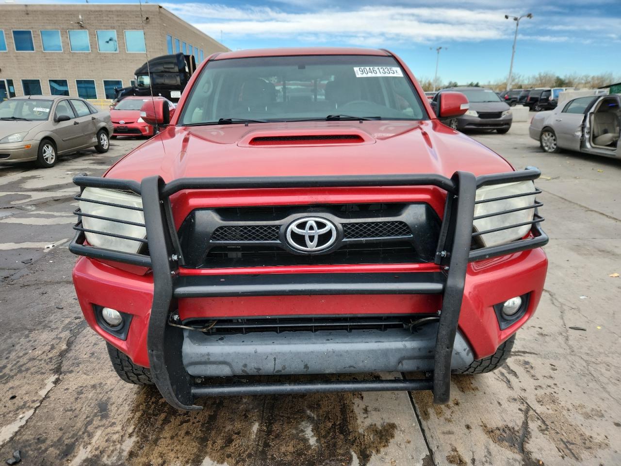 Toyota Tacoma Double Cab Image 2