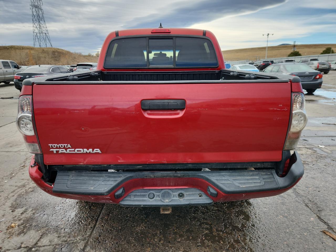 Toyota Tacoma Double Cab Image 3