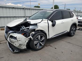  Salvage Nissan Rogue