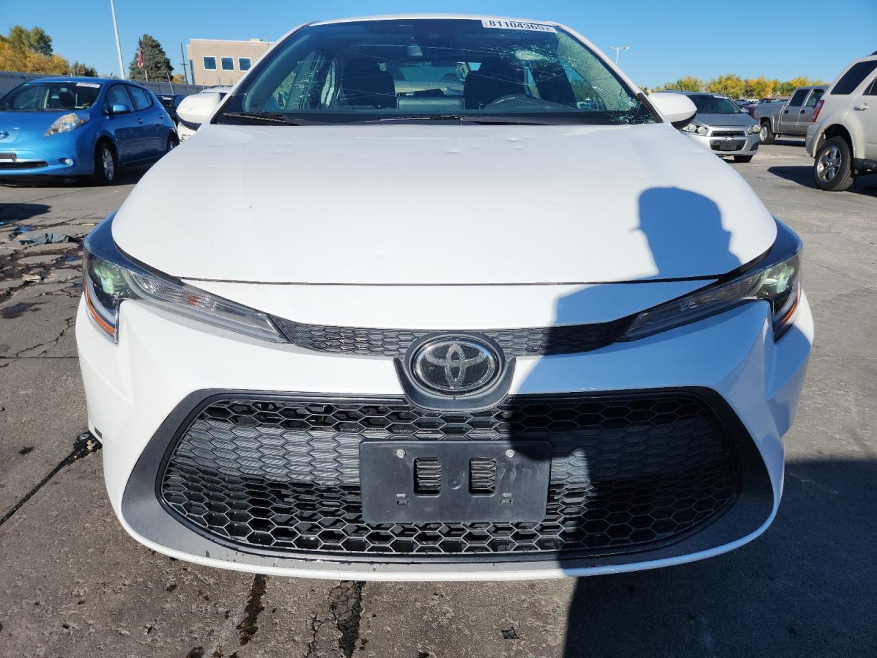 Toyota Corolla Le Image 9