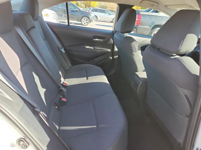 Toyota Corolla Le Image 8