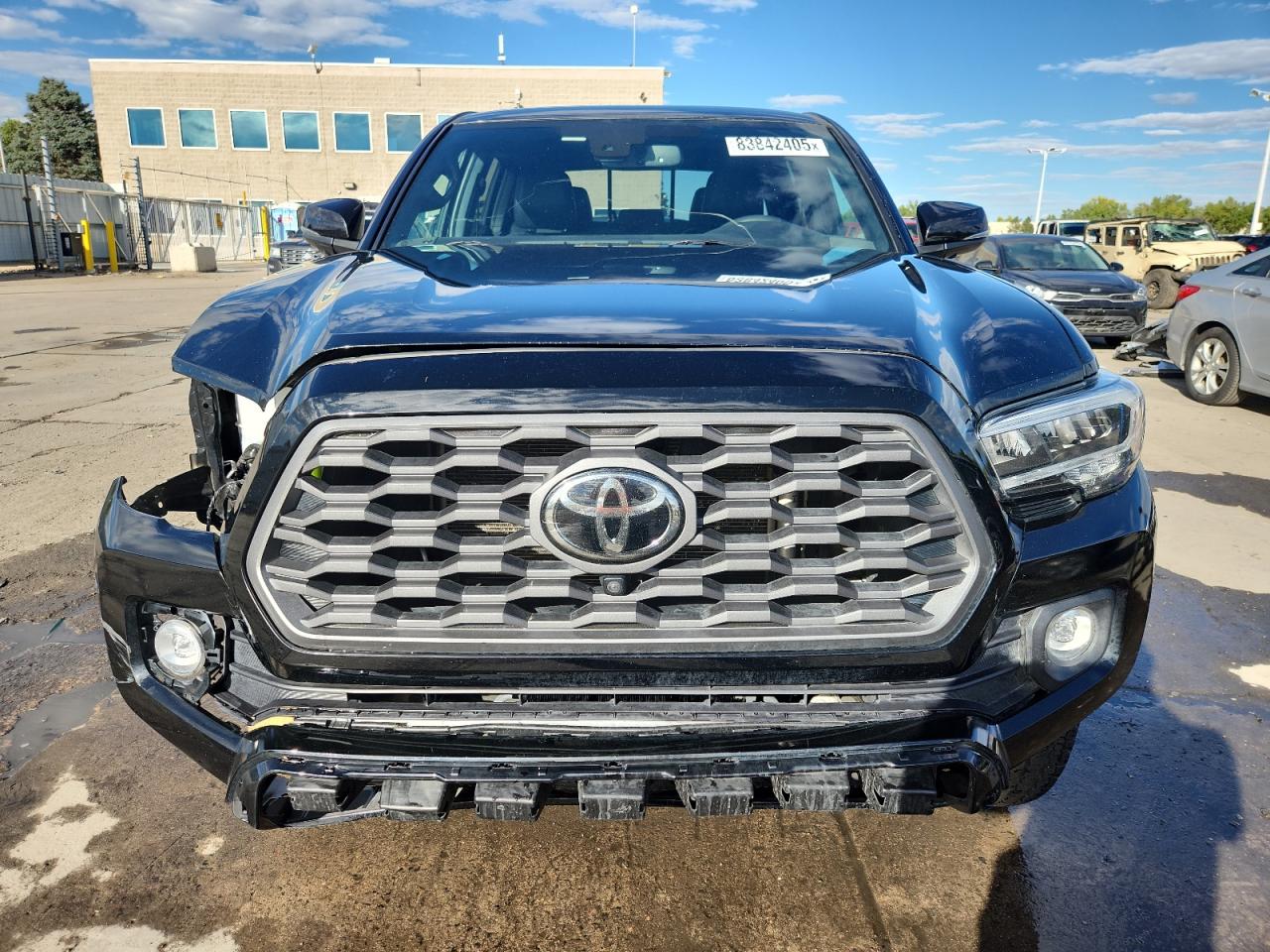 Toyota Tacoma Double Cab Image 4