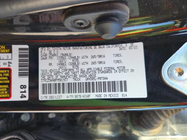 Toyota Tacoma Double Cab Image 12