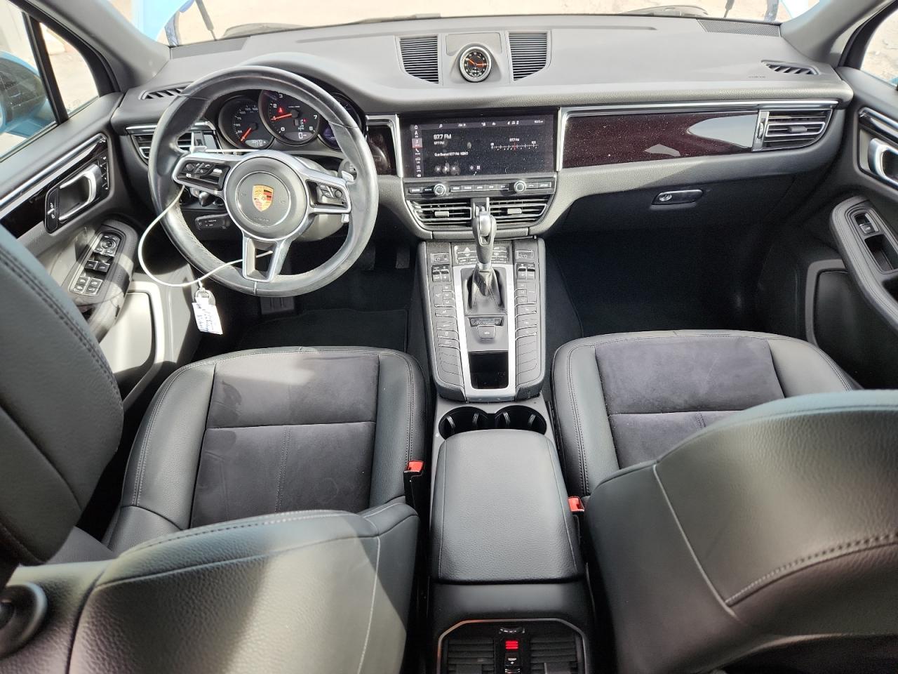 Porsche Macan Image 3