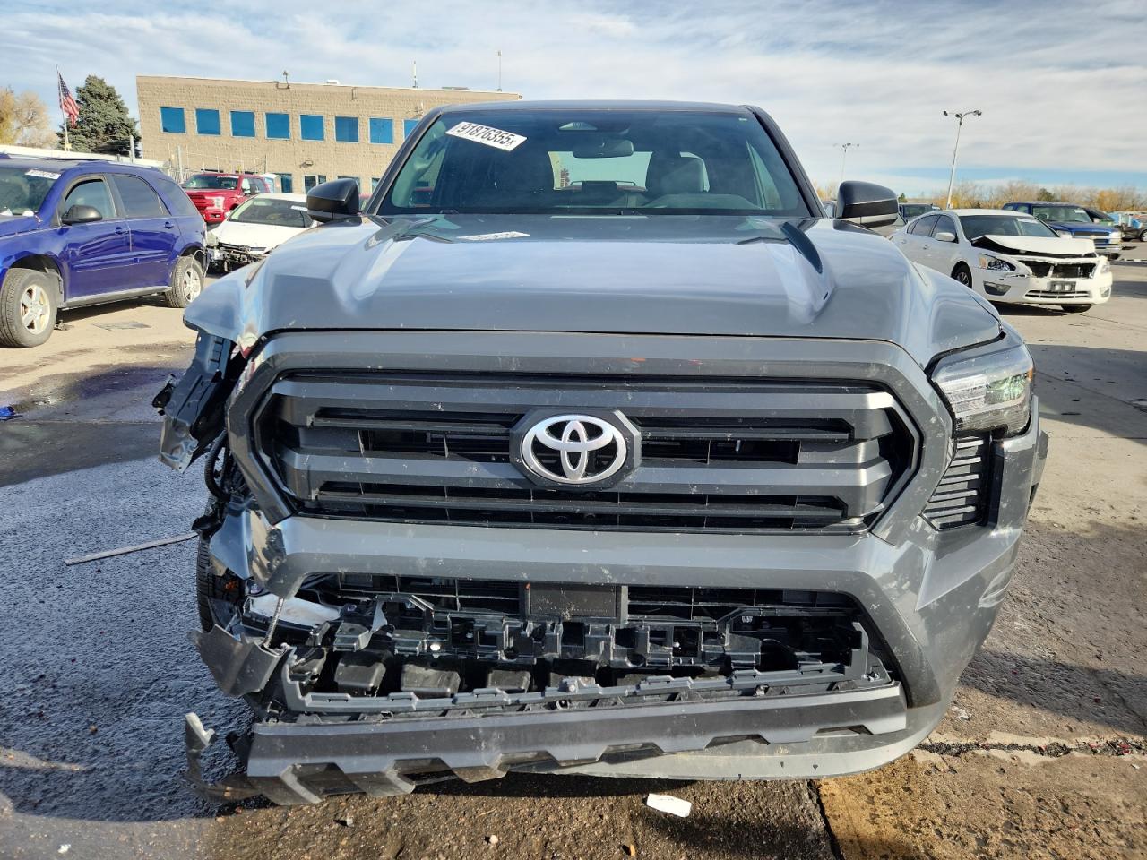 Toyota Tacoma Double Cab Image 2