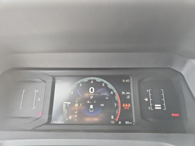 Toyota Tacoma Double Cab Image 9