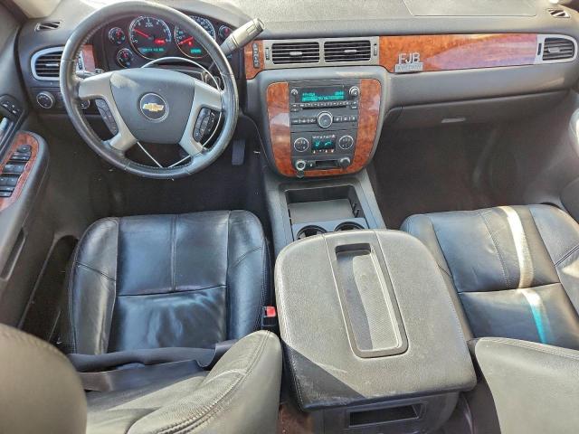 Chevrolet Silverado K1500 Ltz Image 4