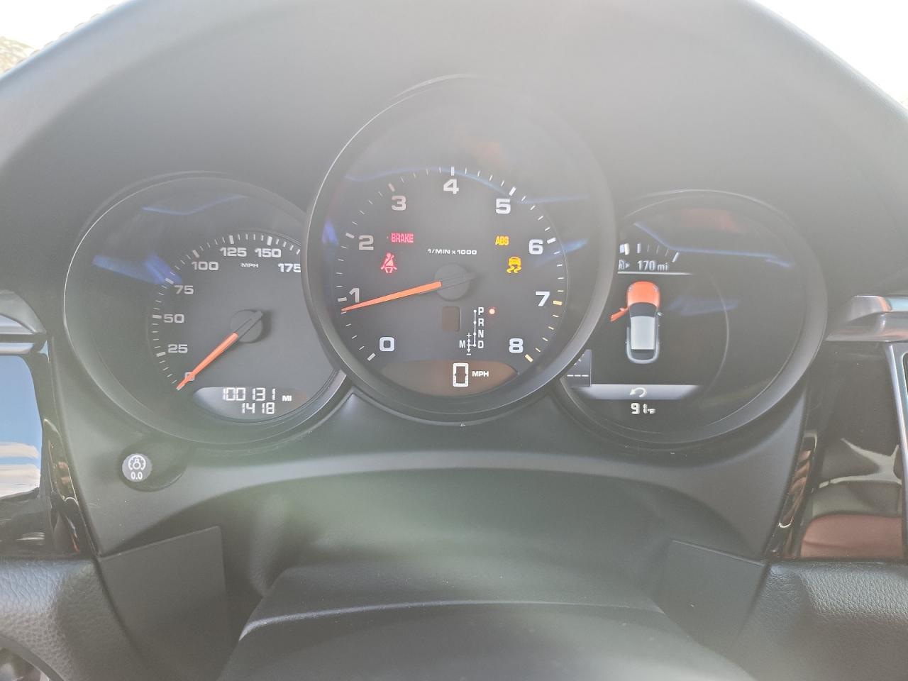 Porsche Macan Image 4