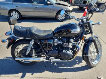  Salvage Triumph Motorcycle Bonneville