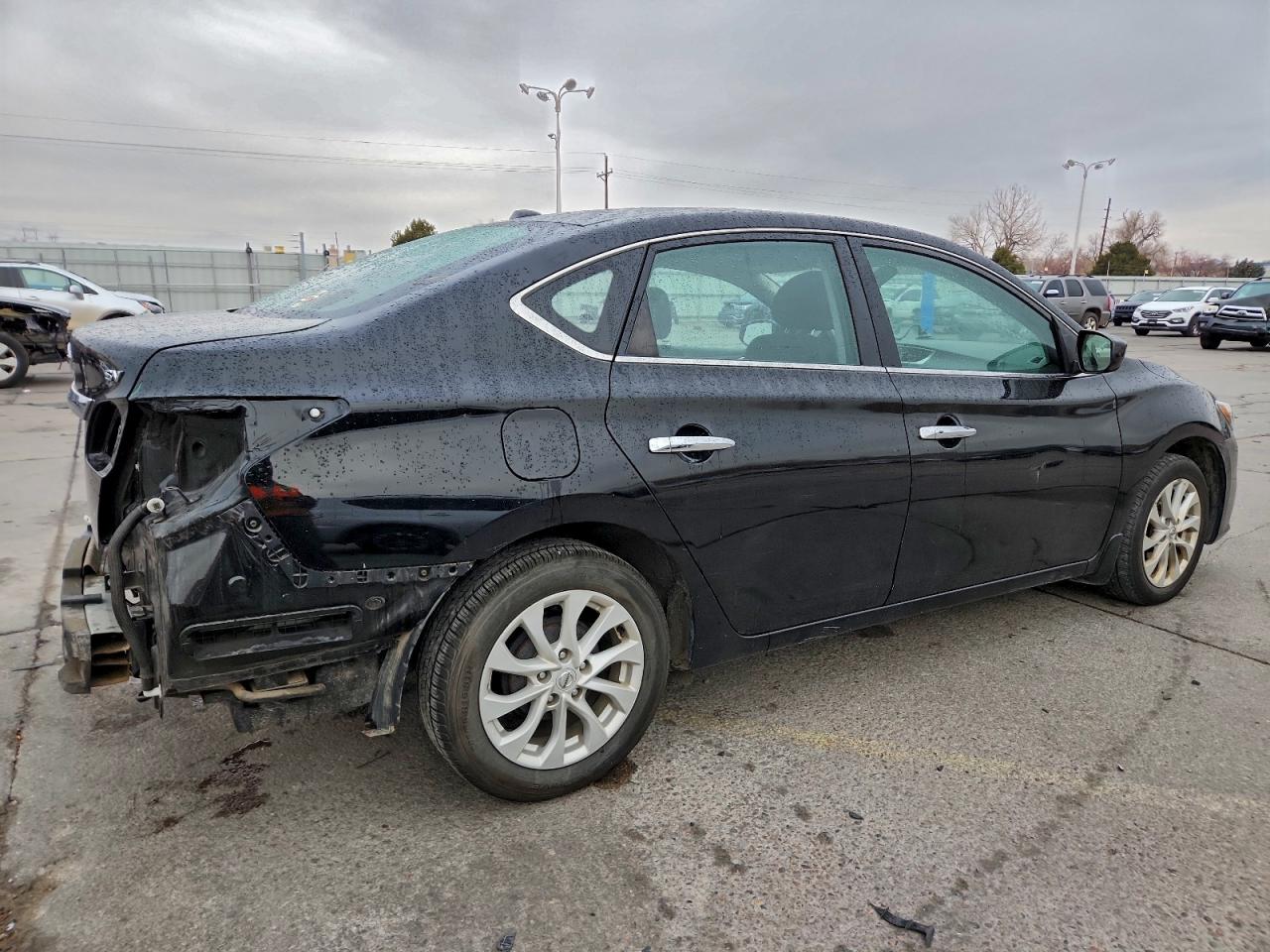 Nissan Sentra S Image 4