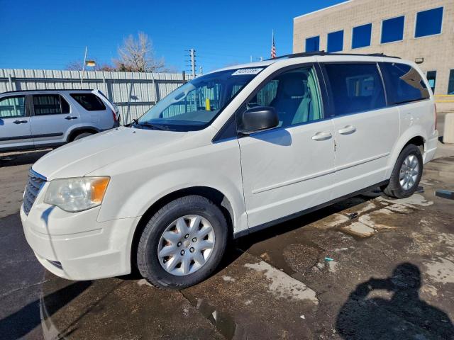  Salvage Chrysler Minivan