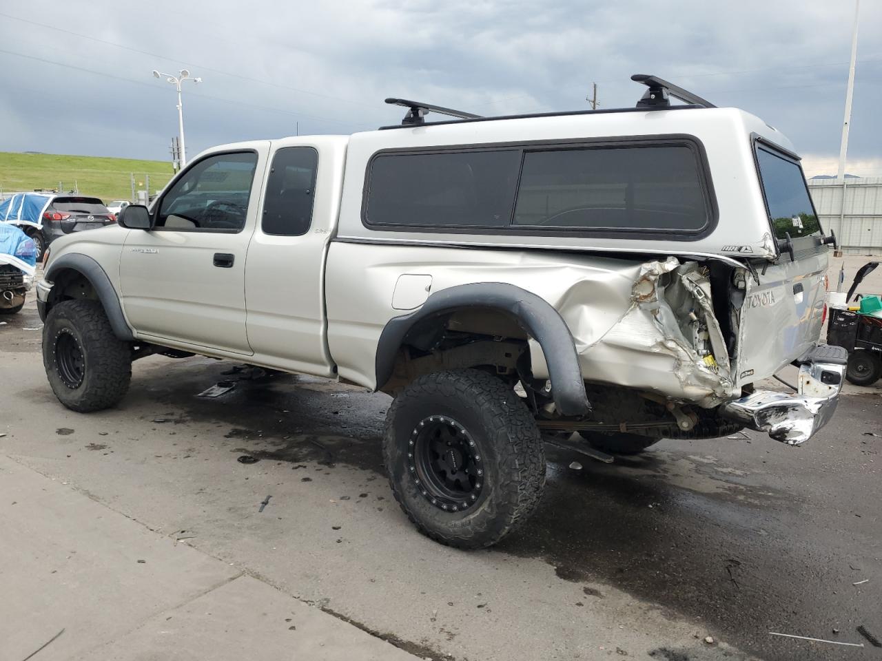 Toyota Tacoma Xtracab Image 2