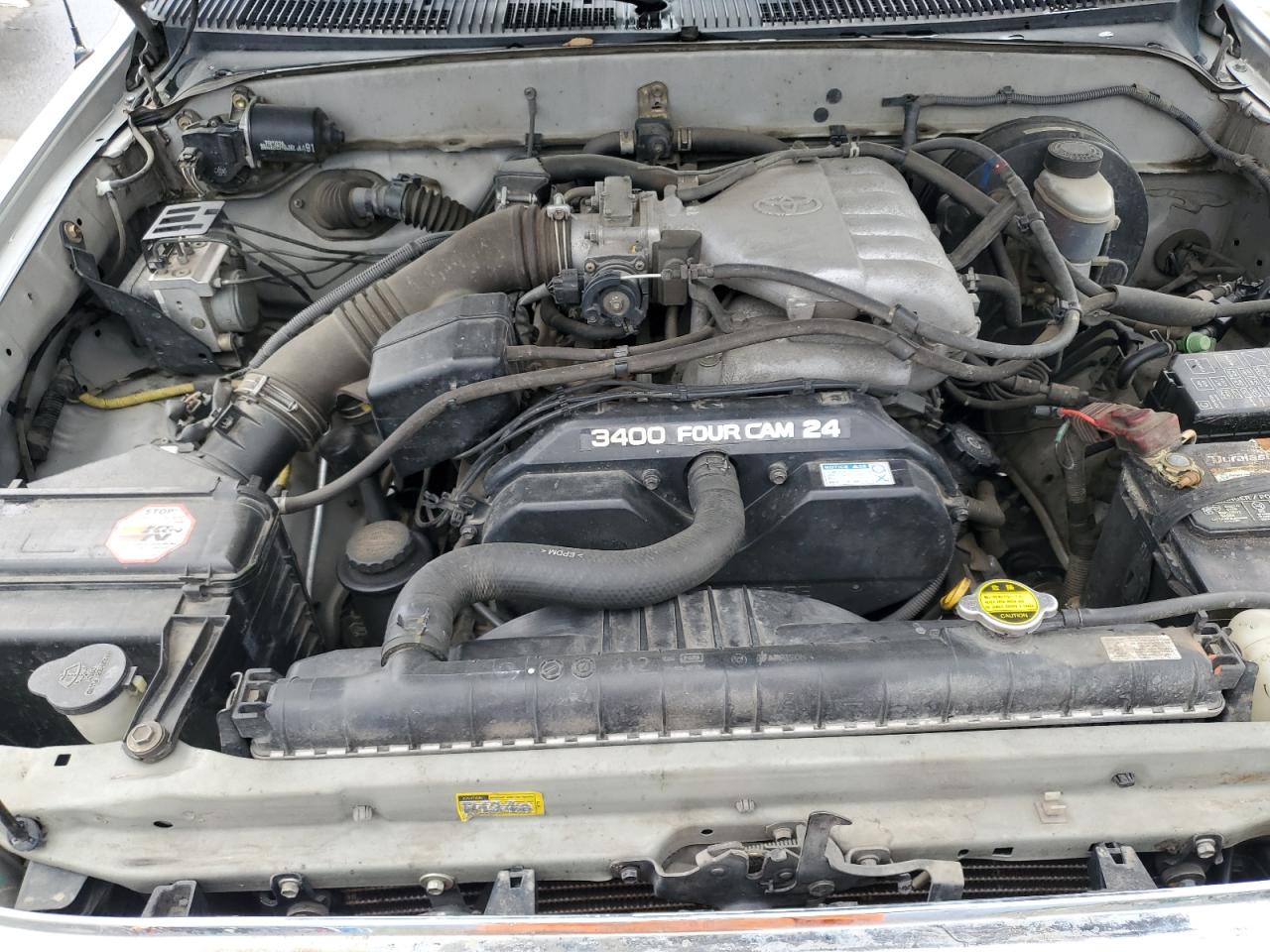 Toyota Tacoma Xtracab Image 12