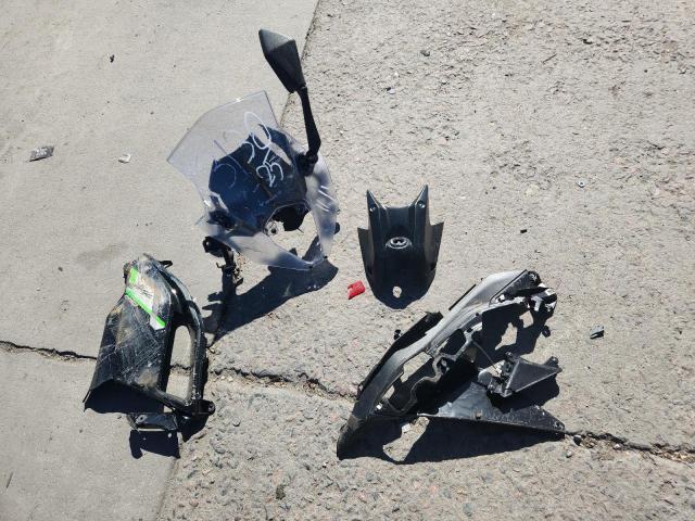 Kawasaki Ex650 R R Image 8