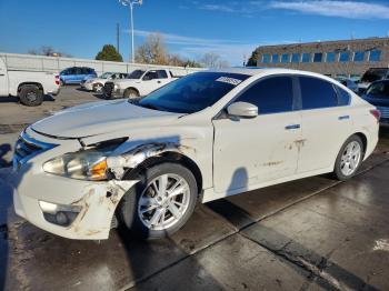  Salvage Nissan Altima