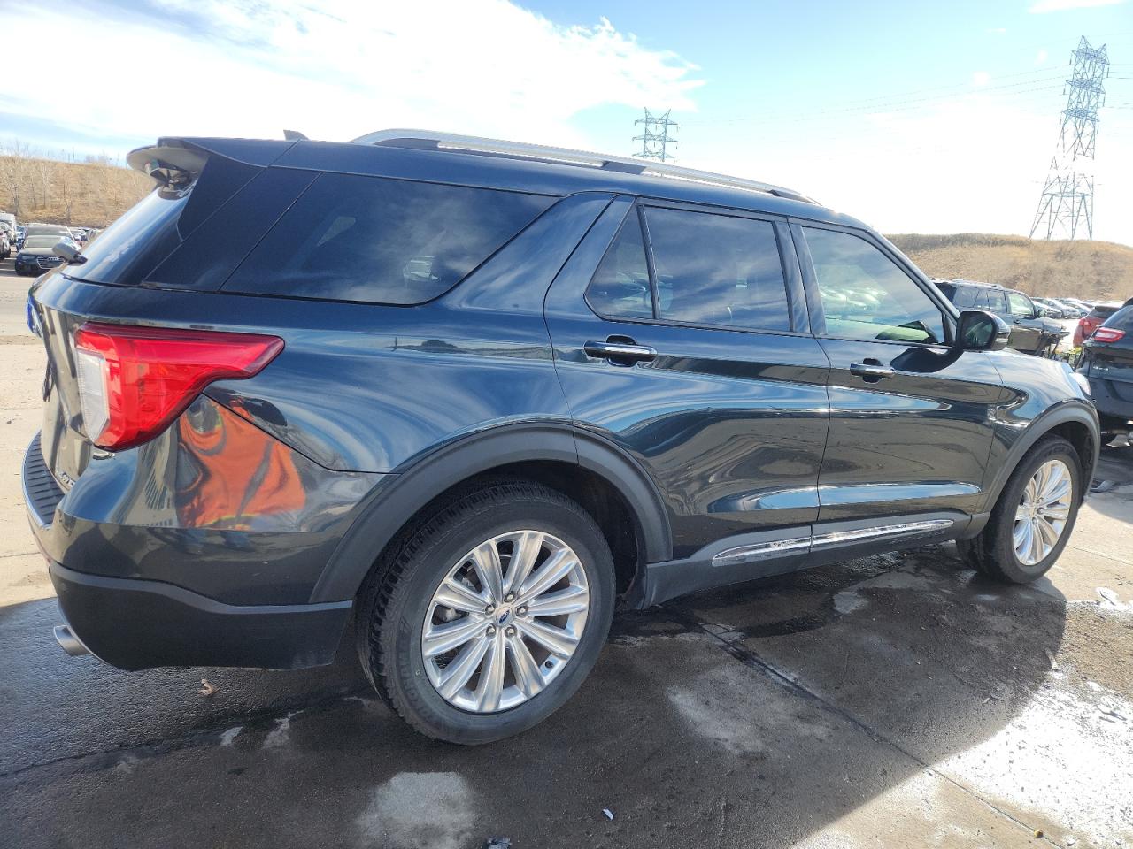 Ford Explorer Limited Image 2