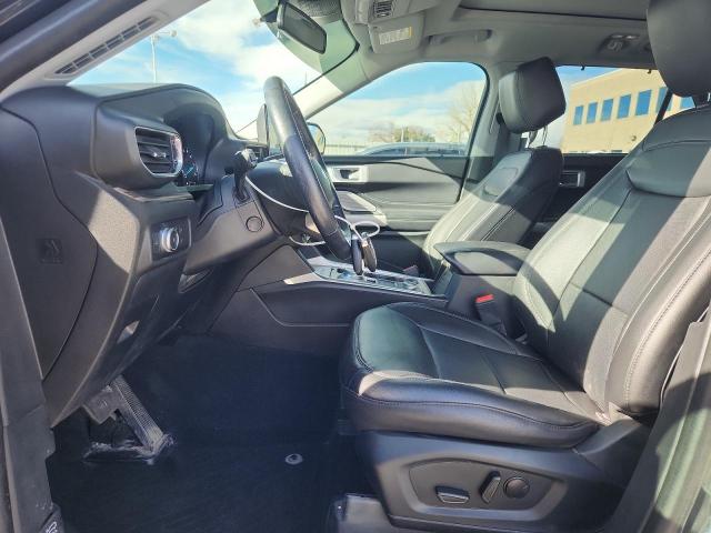 Ford Explorer Limited Image 4