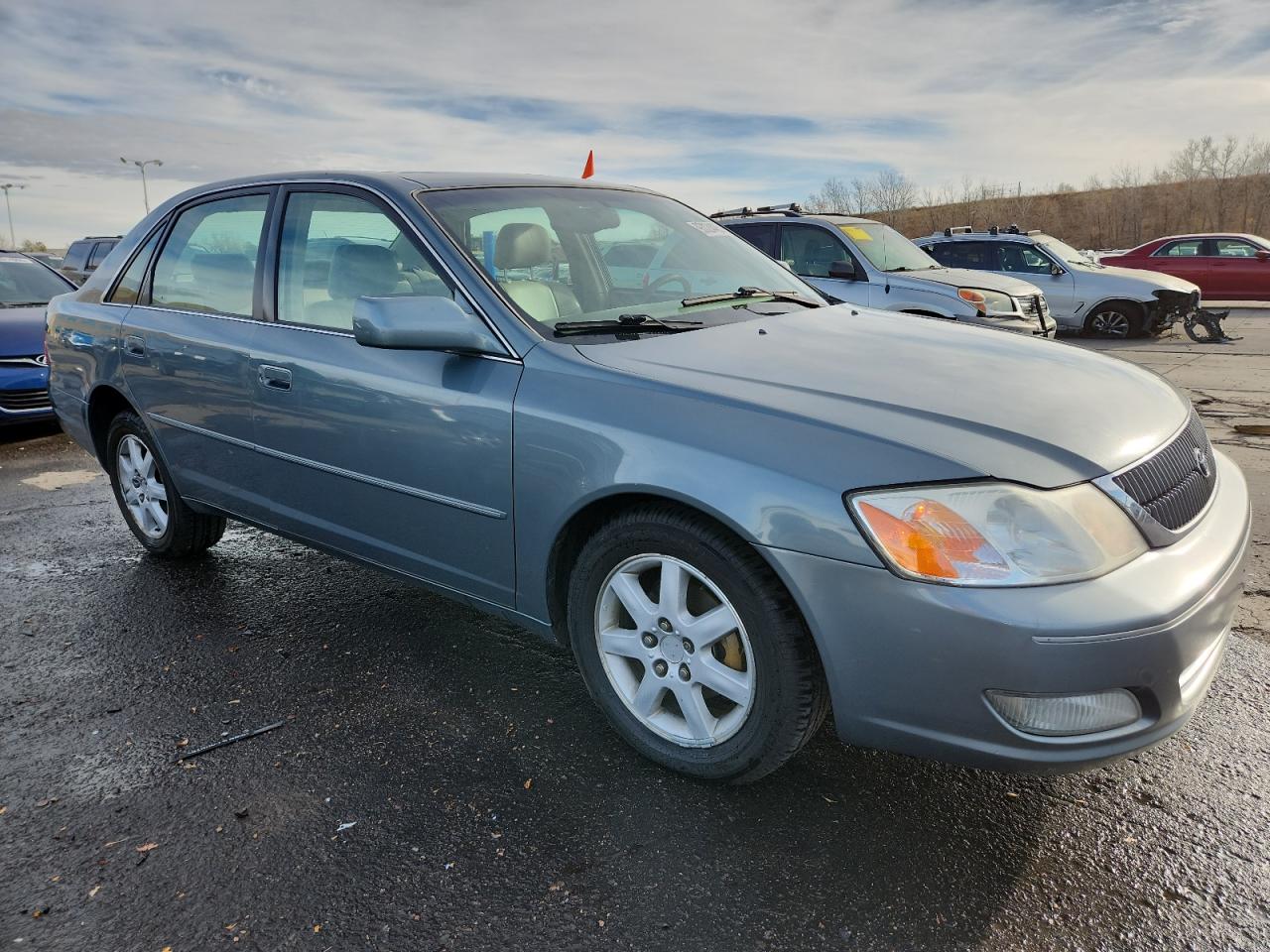 Toyota Avalon Xl Image 3