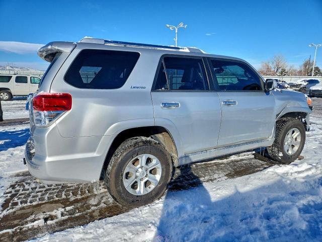Toyota 4Runner Sr5 Image 4