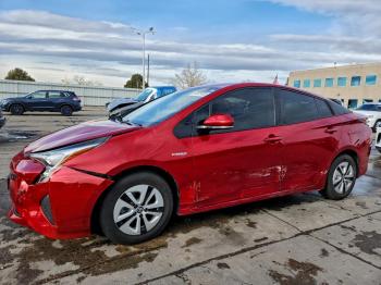  Salvage Toyota Prius