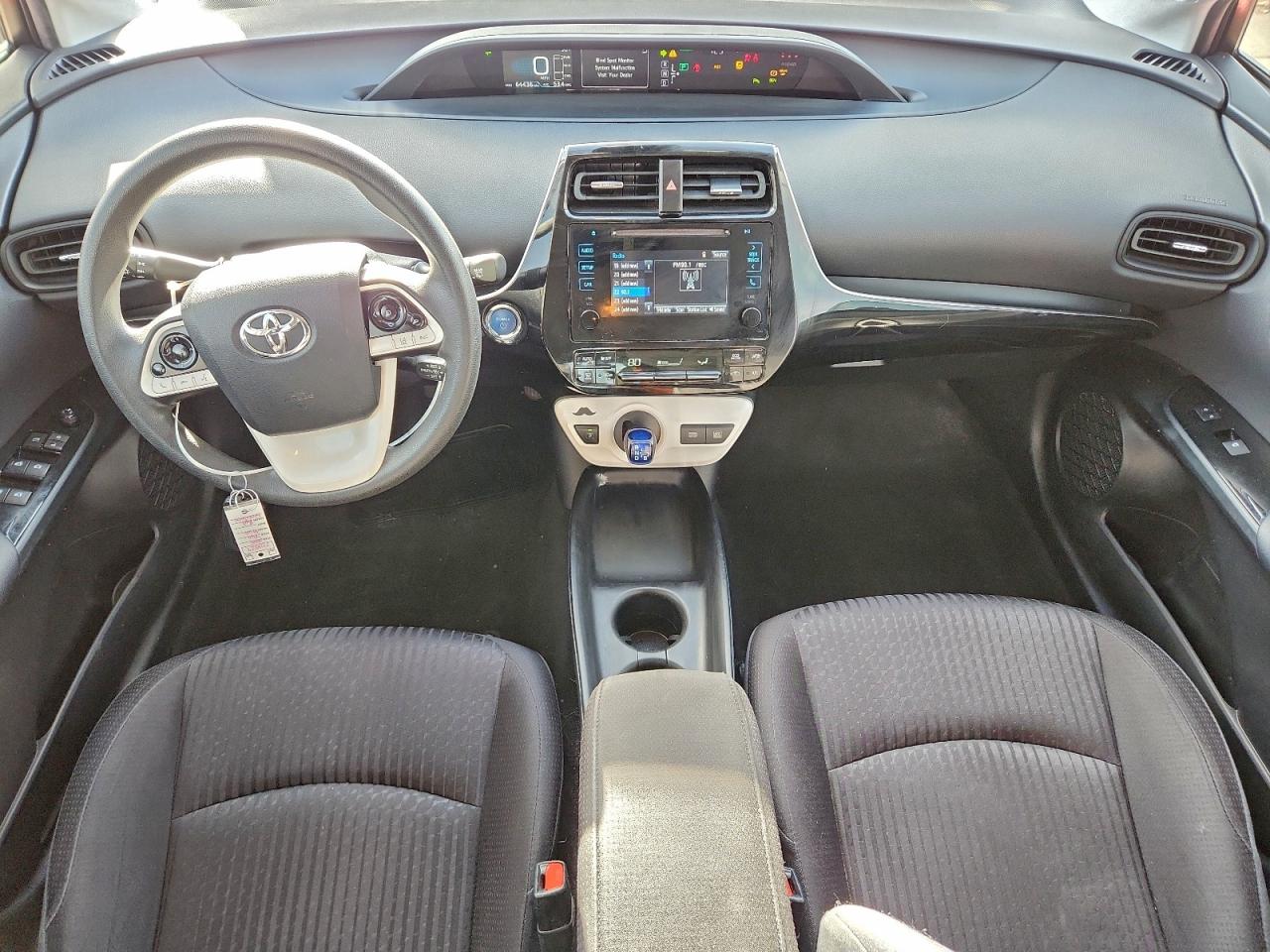 Toyota Prius Image 12