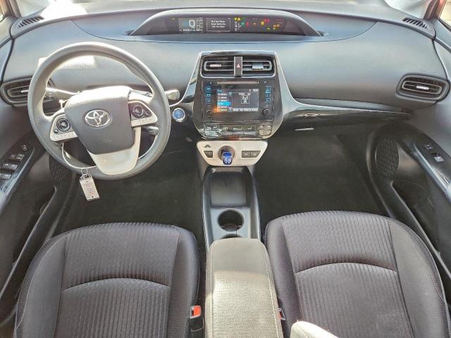 Toyota Prius Image 12